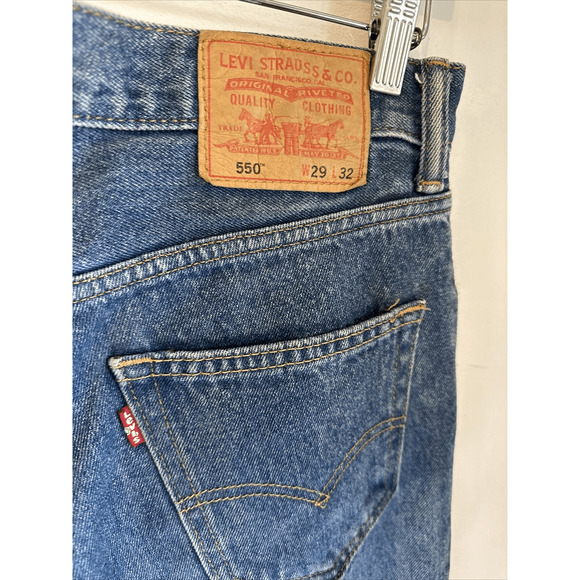 Levis Vinyl Flame 550 Jeans Rigid Denim Woman’s Size 29 Modified Cropped - Picture 8 of 13